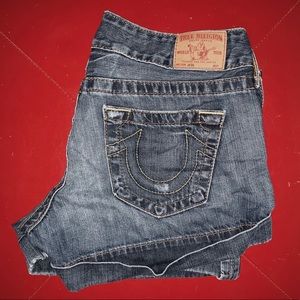 ★ TRUE RELIGION DENIM SHORTS